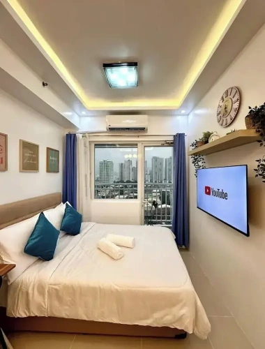 Double Family Studio with balcony and with city view