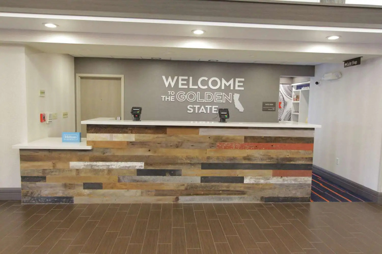 Hampton Inn & Suites Seal Beach