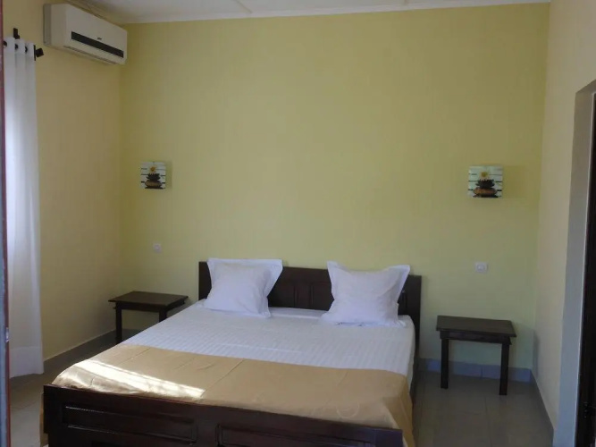Saara Hotel