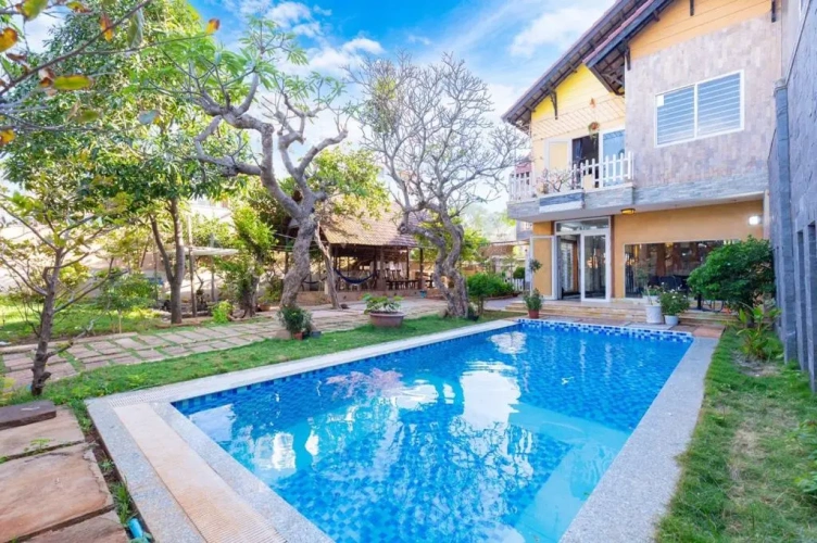Villa