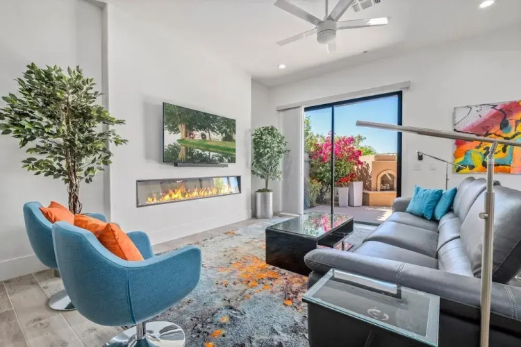 Villa Grayhawk 3 Bedroom Townhouse by RedAwning