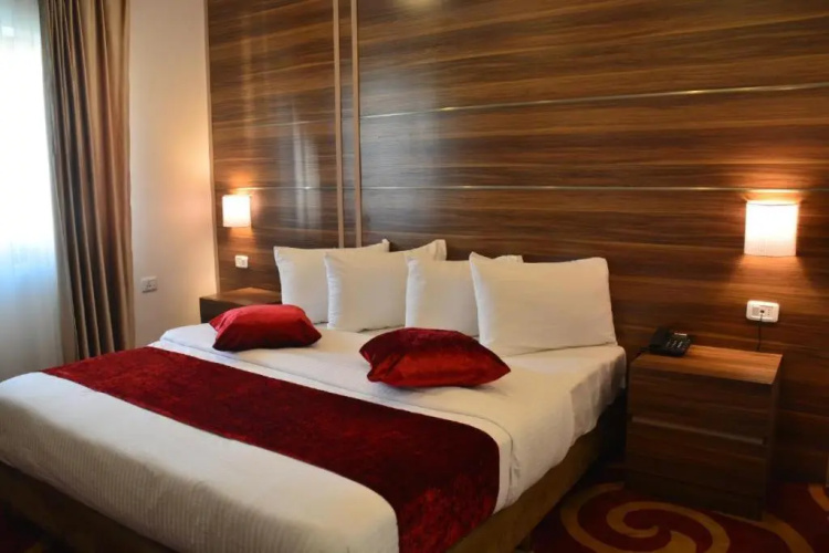 Park Plaza Hotel