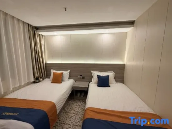 Business Twin room