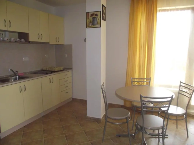 1 Bedroom Apartment with balcony