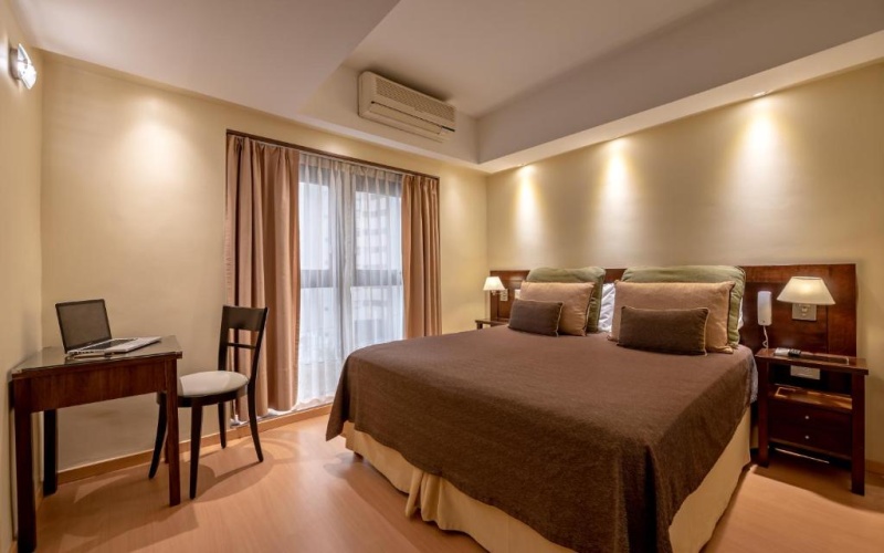 Standard Double room with partial sea view