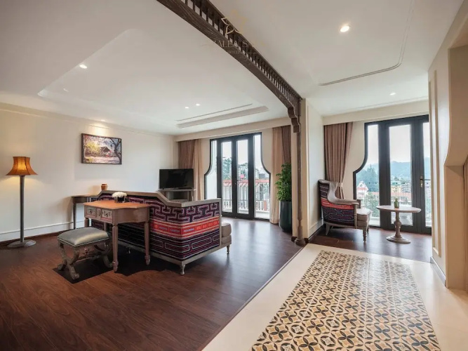 Azalea Sapa Hotel