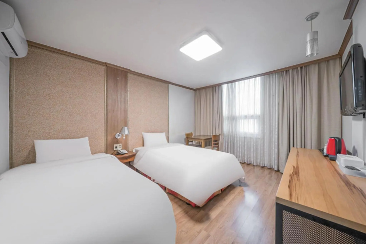 Olympic Hotel