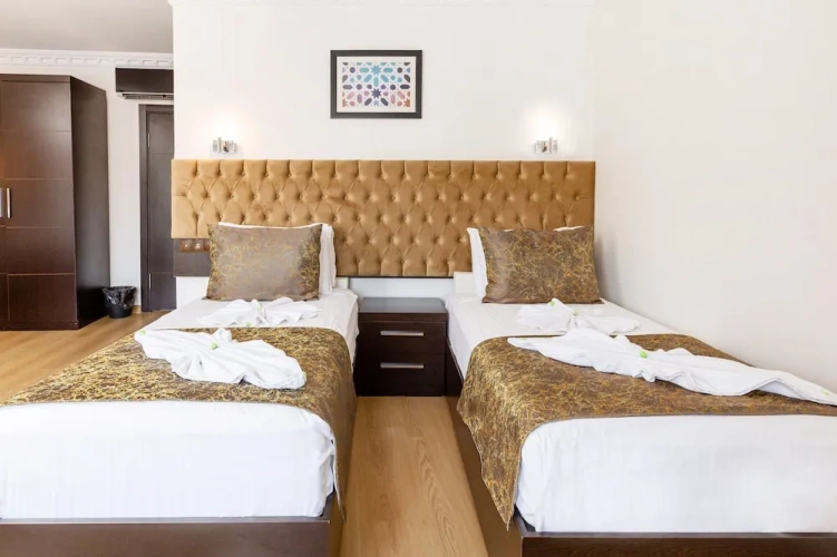 Deluxe Quadruple room
