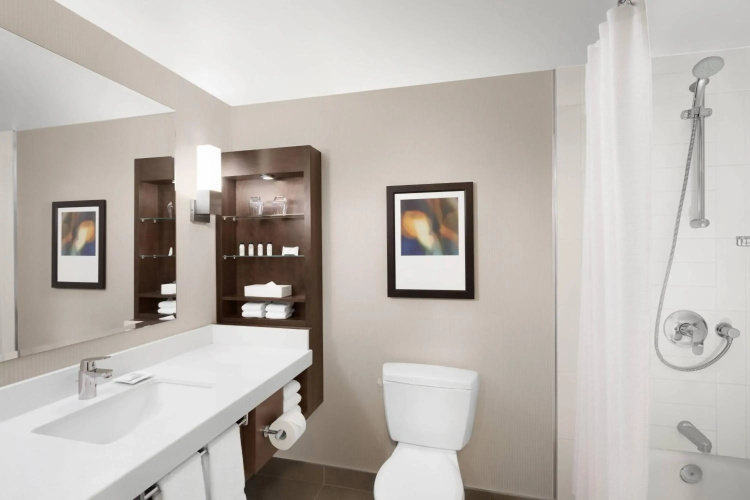Delta Hotels by Marriott Calgary South