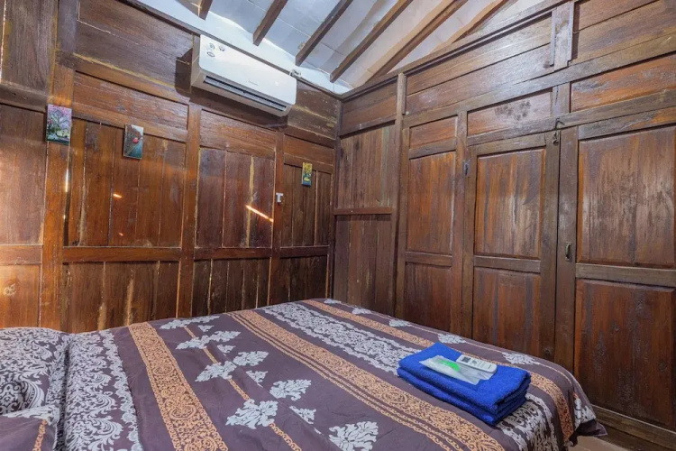Baron Beach Bungalow