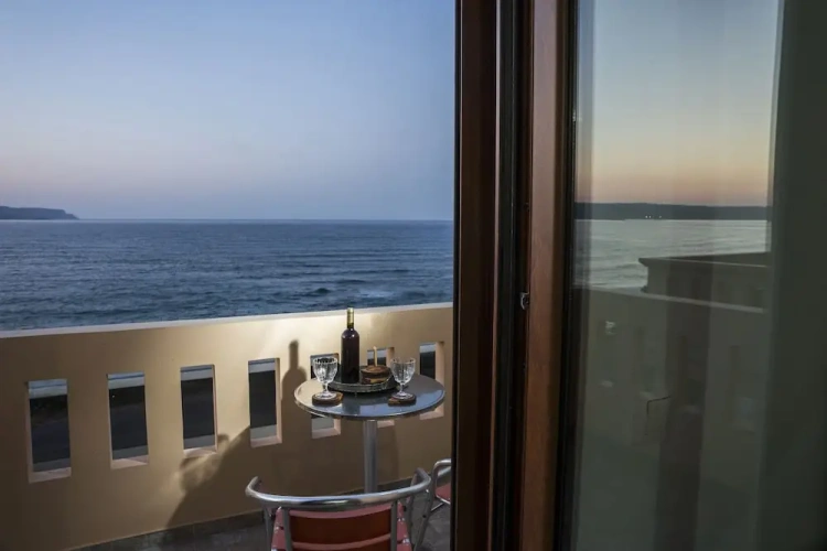 1 Bedroom Superior Apartment with balcony and with sea view