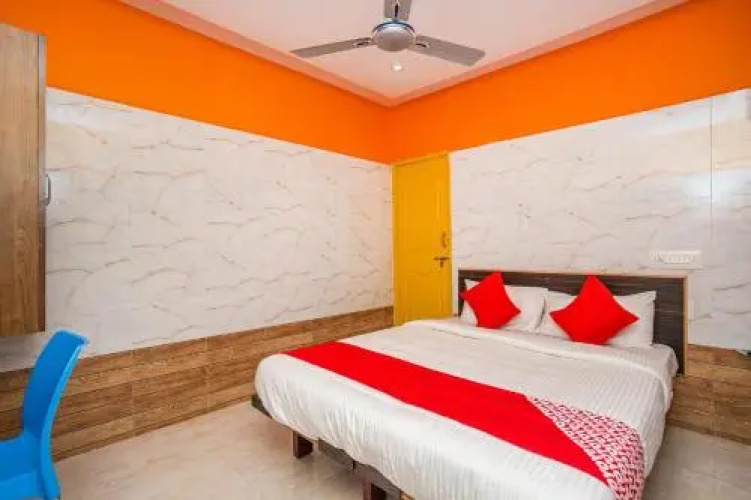 OYO 24374 Hotel Dwaraka