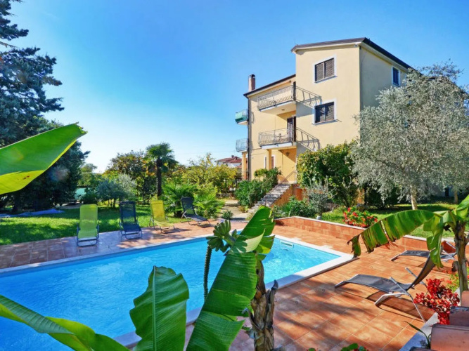 Apartment Albina Umag