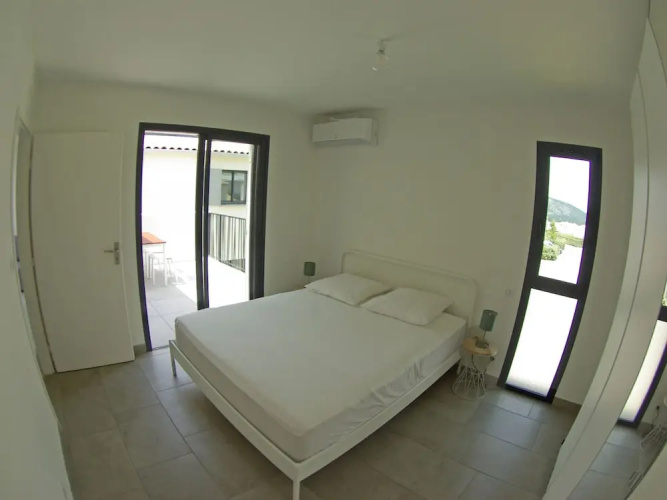 Attractive Holiday Home in Malaucène With Terrace