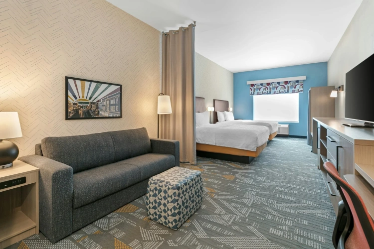 Quadruple Suite