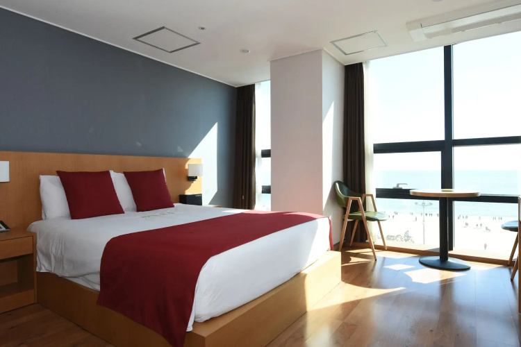 MS Hotel