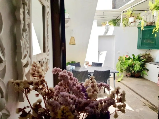 2 Bedrooms Cottage