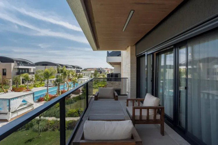 Luxury Garden Suites