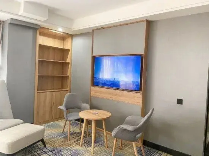 Ruochu Hotel