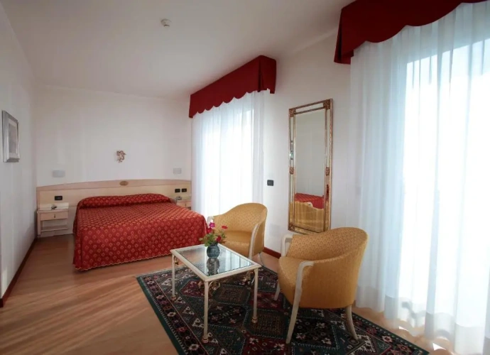 Junior Suite with balcony and with sea view