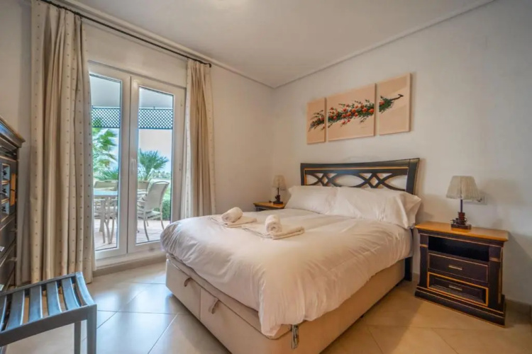 Confortable 2 Bedroom Groundfloor Apartment - PA703LT