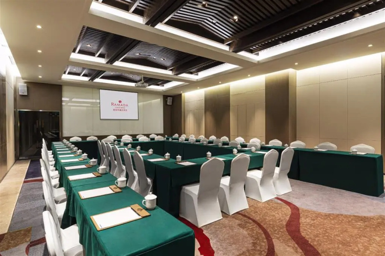 Ramada By Wydham Daocheng