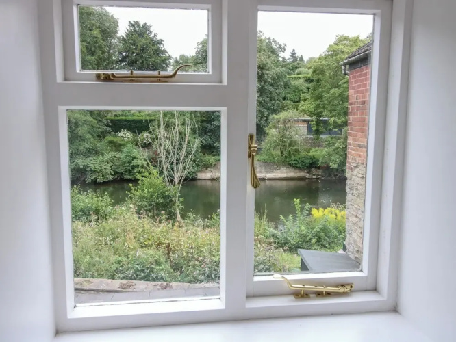 Moorhen Cottage