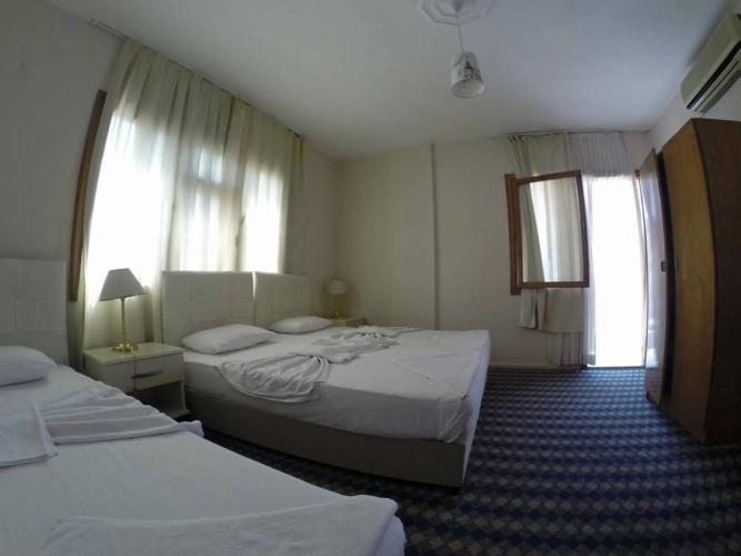 Karya Hotel