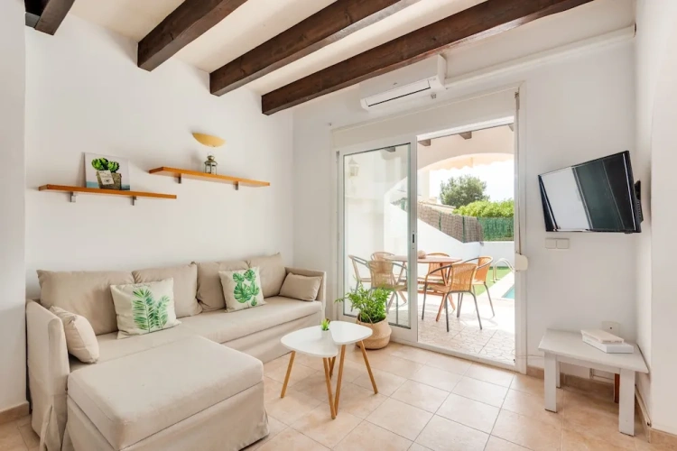 3 Bedrooms Villa