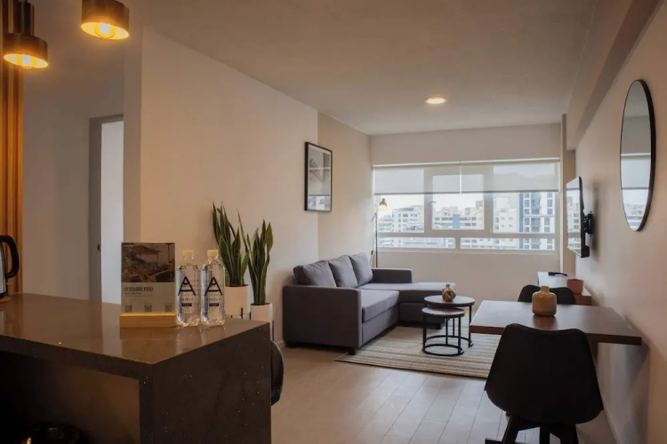 Striking 1BR in Miraflores