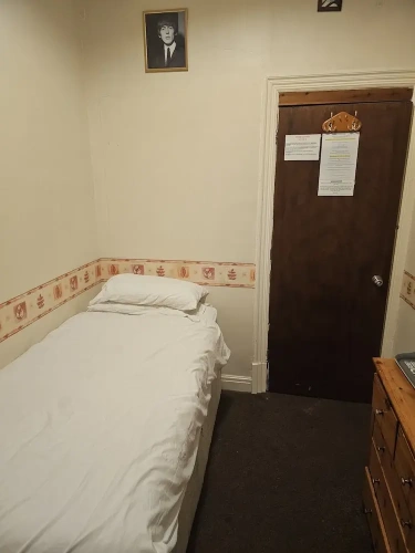 Economy Single room with courtyard view