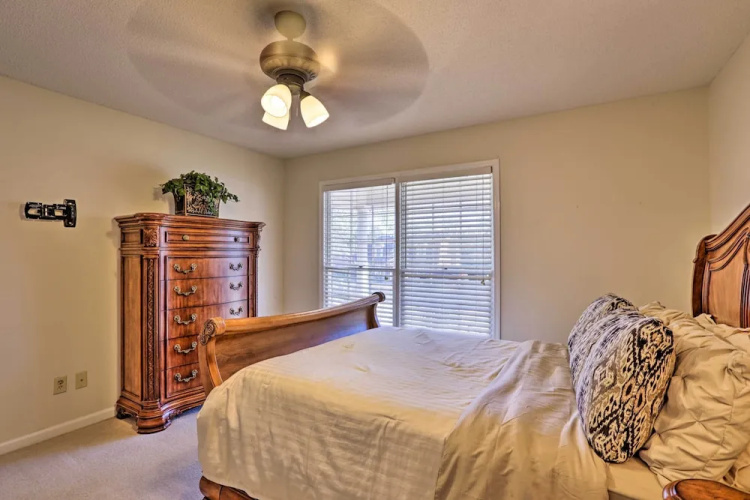 Quiet Dothan House With Fenced Yard + Fire Pit!