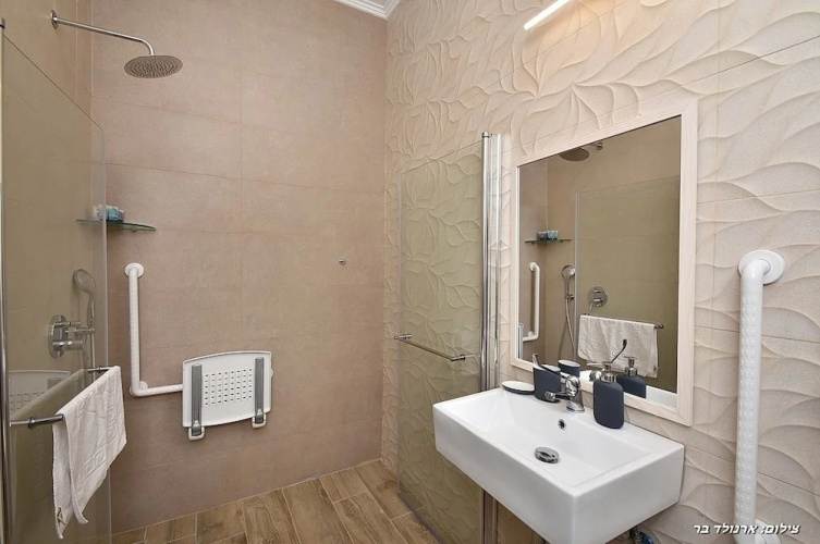 Lev HaHoresh Suites