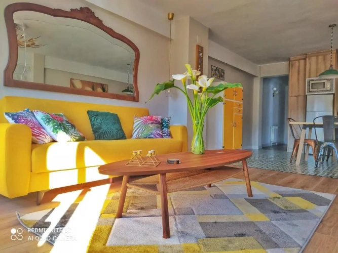 2 Bedrooms Apartment