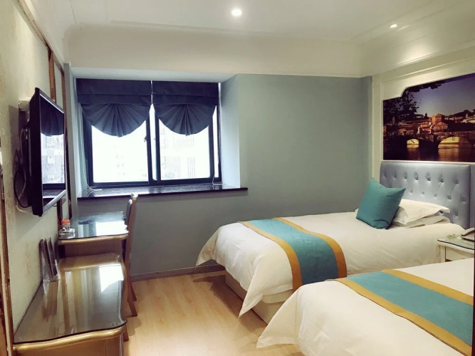 YiWu Defeng Hotel
