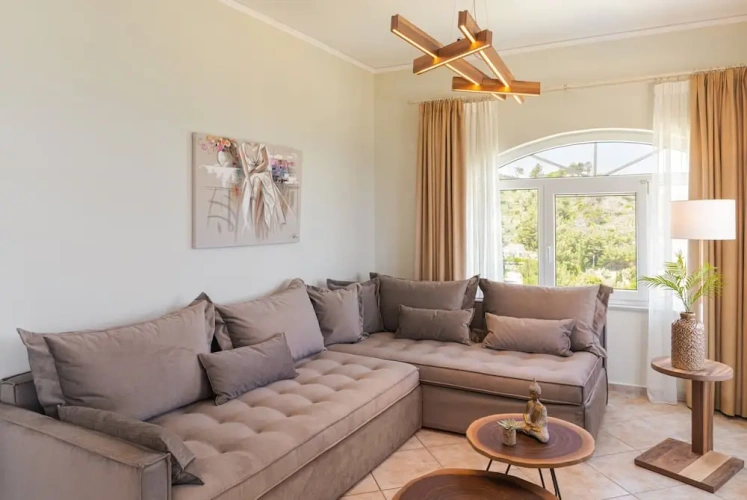Apartment with balcony