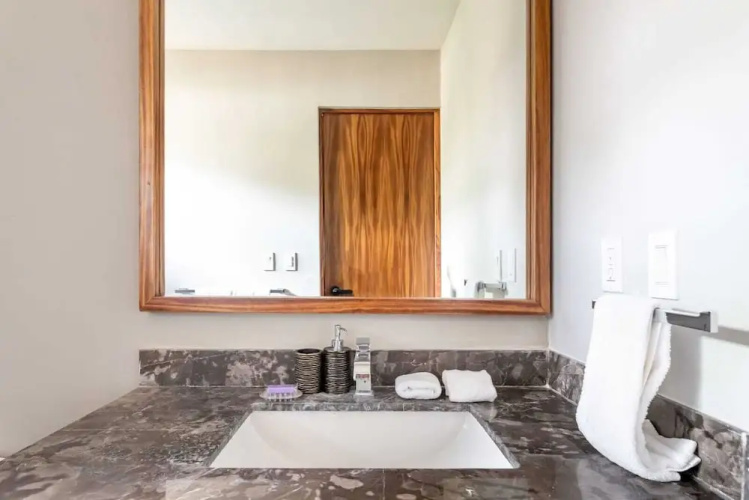 Amazing 2br Apartmentjungle Courtyardfast Wi-fi