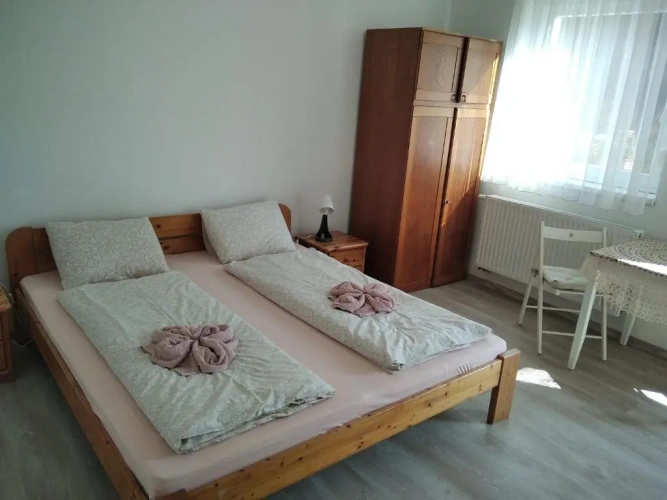 1 Bedroom Double Apartment