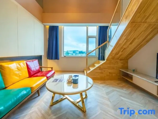 Quadruple Duplex Suite