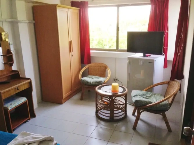 Economy room