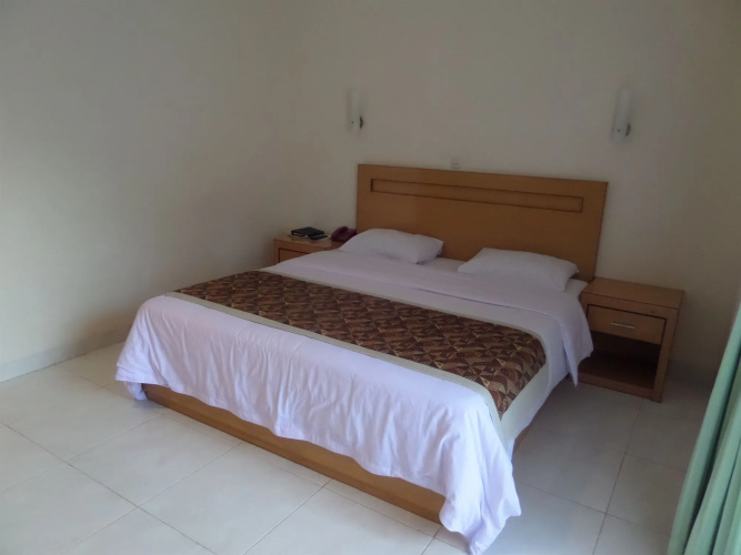 Arini Hotel