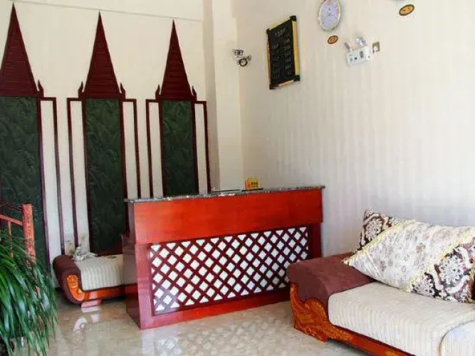 Baihai Business Hotel