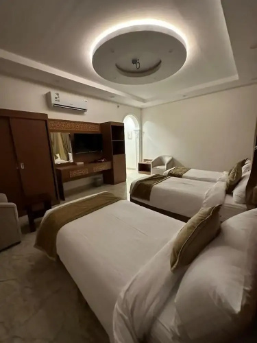 Taj Al Eiman Hotel