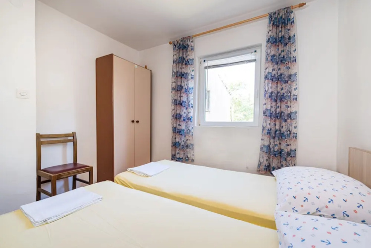 Ivica two Bedroom Apartment L, Novalja
