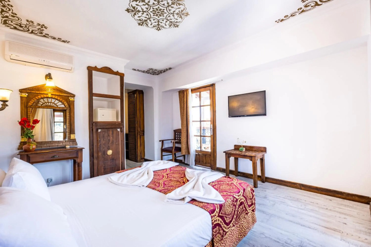 Costa Bitezhan Hotel