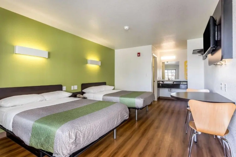 Deluxe Quadruple room