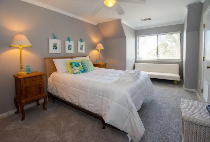 658 Newhaven