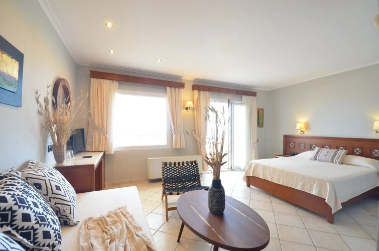 Evilion & Stilvi Sea & Sun Hotels
