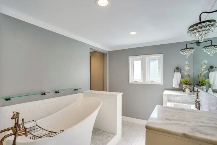 Mid Century Modern Gem w/ Pool in North Tustin