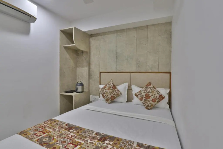 Hotel Legend